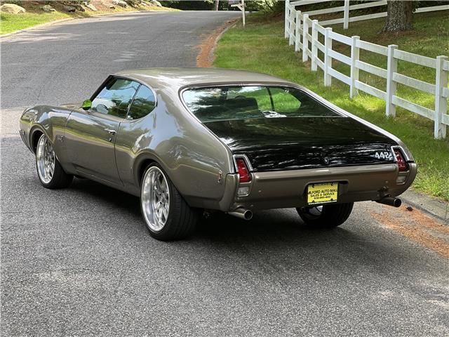 Oldsmobile-442-1969-7