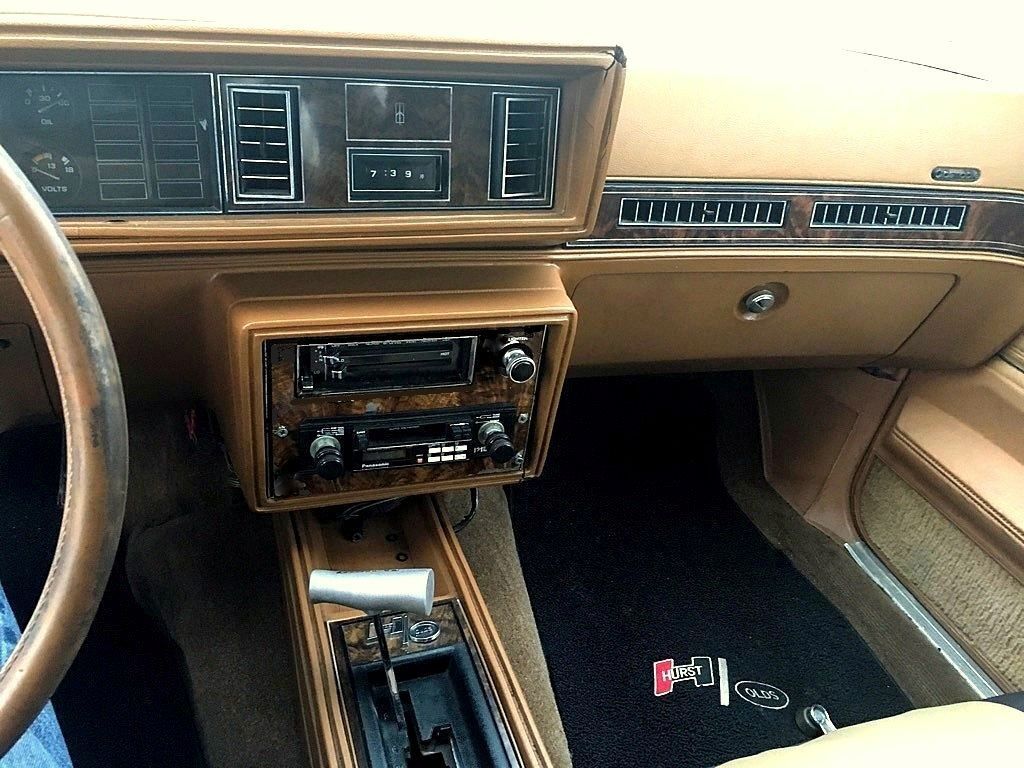 Oldsmobile-442-1979-16