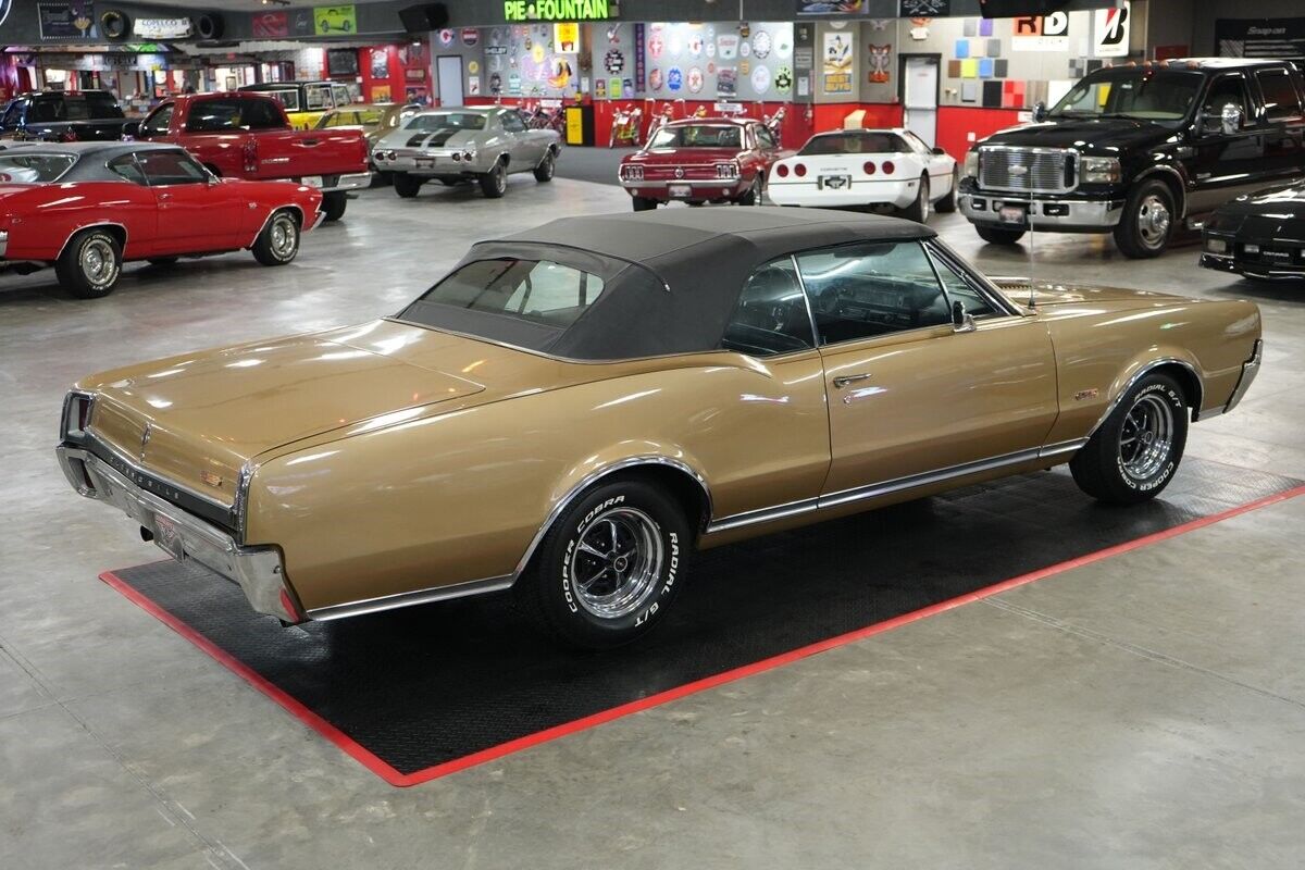 Oldsmobile-442-Cabriolet-1967-22