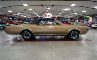 Oldsmobile-442-Cabriolet-1967-31