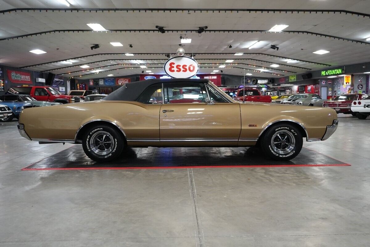 Oldsmobile-442-Cabriolet-1967-31