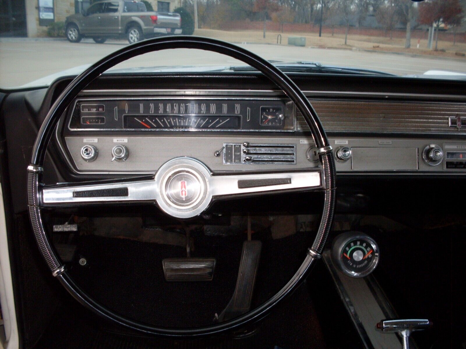 Oldsmobile-442-Coupe-1965-24