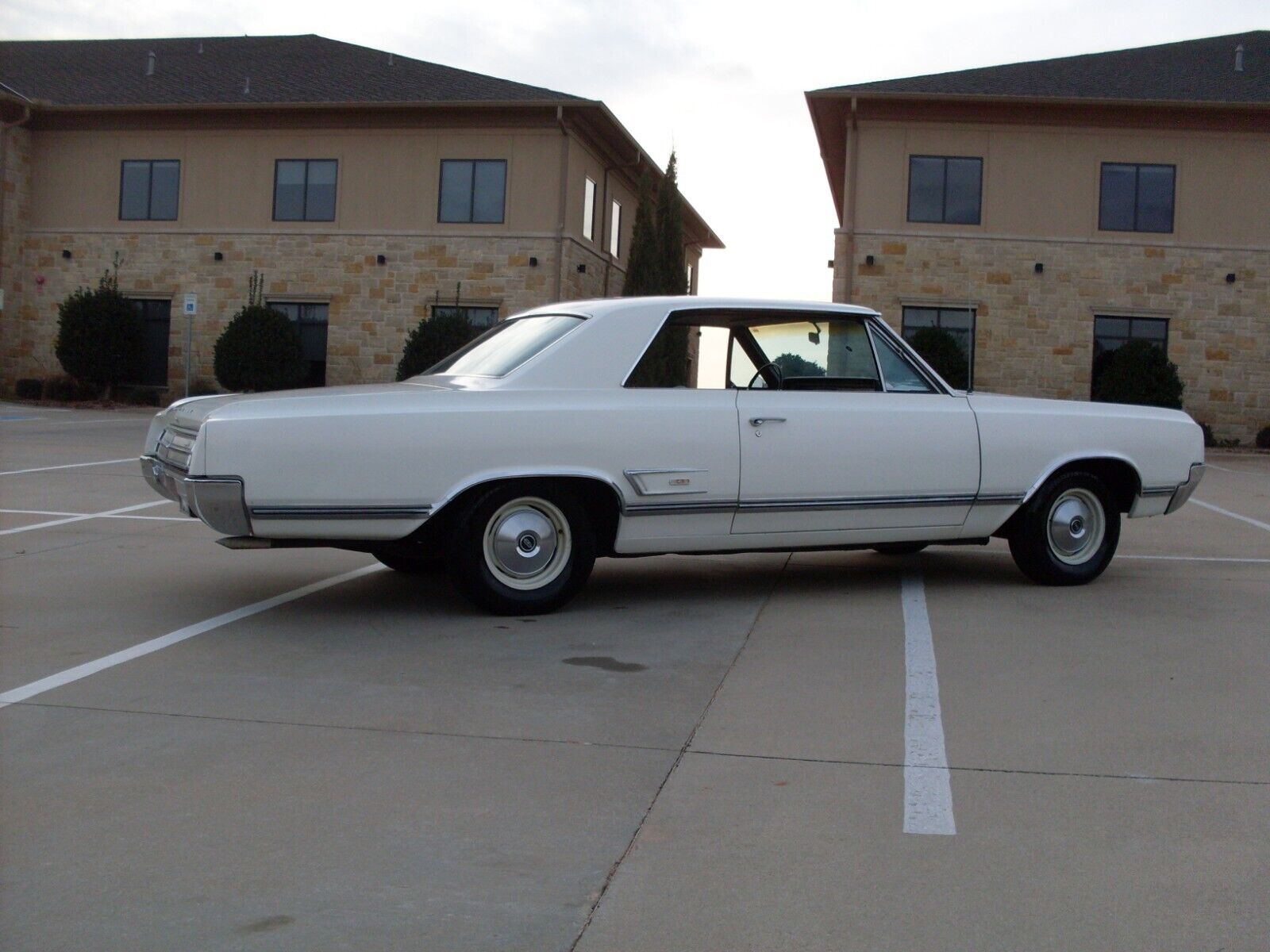 Oldsmobile-442-Coupe-1965-5