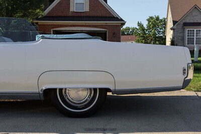 Oldsmobile-98-Cabriolet-1969-4