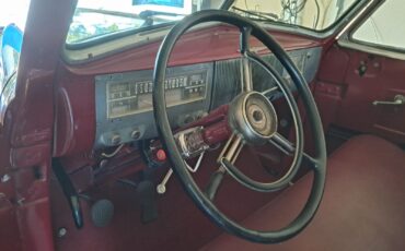 Oldsmobile-Custom-Cruiser-Cabriolet-1940-15