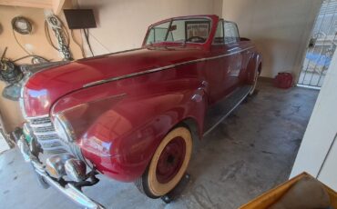 Oldsmobile-Custom-Cruiser-Cabriolet-1940-7