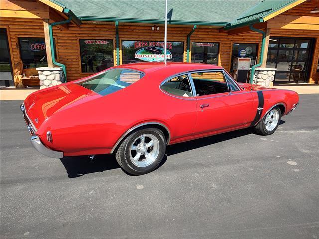 Oldsmobile-Cutlass-1968-19