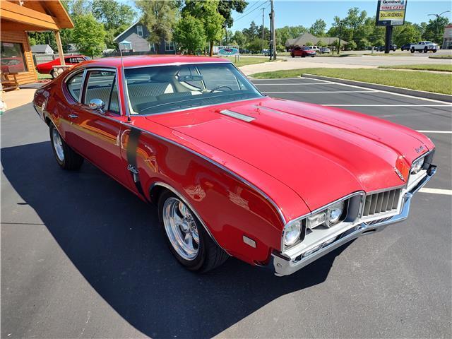 Oldsmobile-Cutlass-1968-30