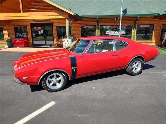 Oldsmobile-Cutlass-1968-6