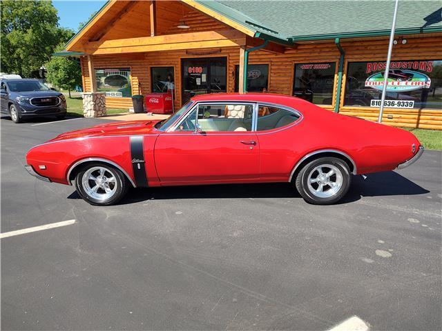 Oldsmobile-Cutlass-1968-9