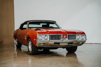 Oldsmobile-Cutlass-1969-1