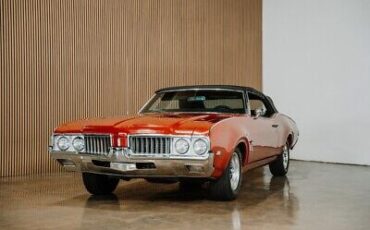 Oldsmobile-Cutlass-1969-7