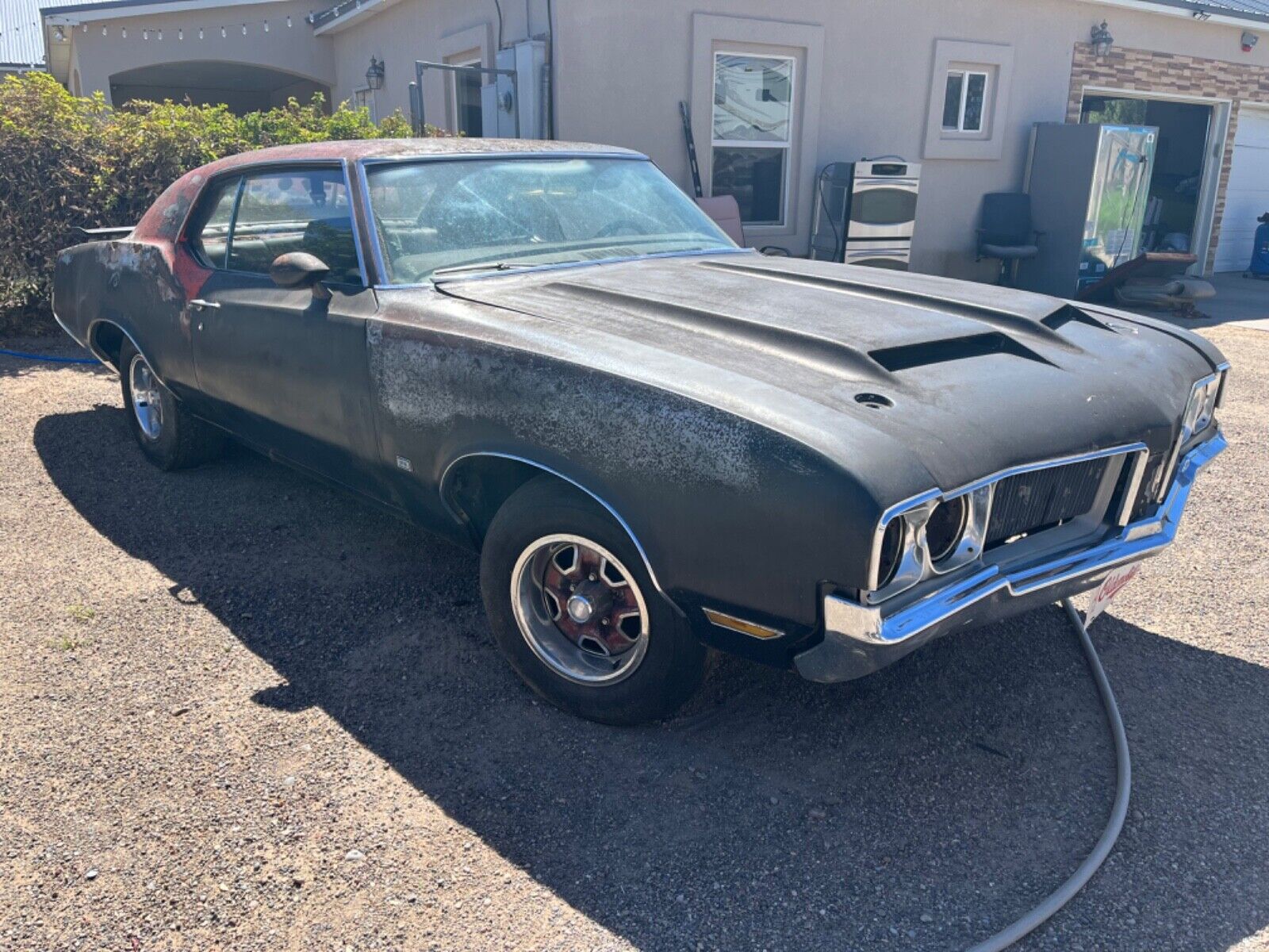 Oldsmobile Cutlass  year1}