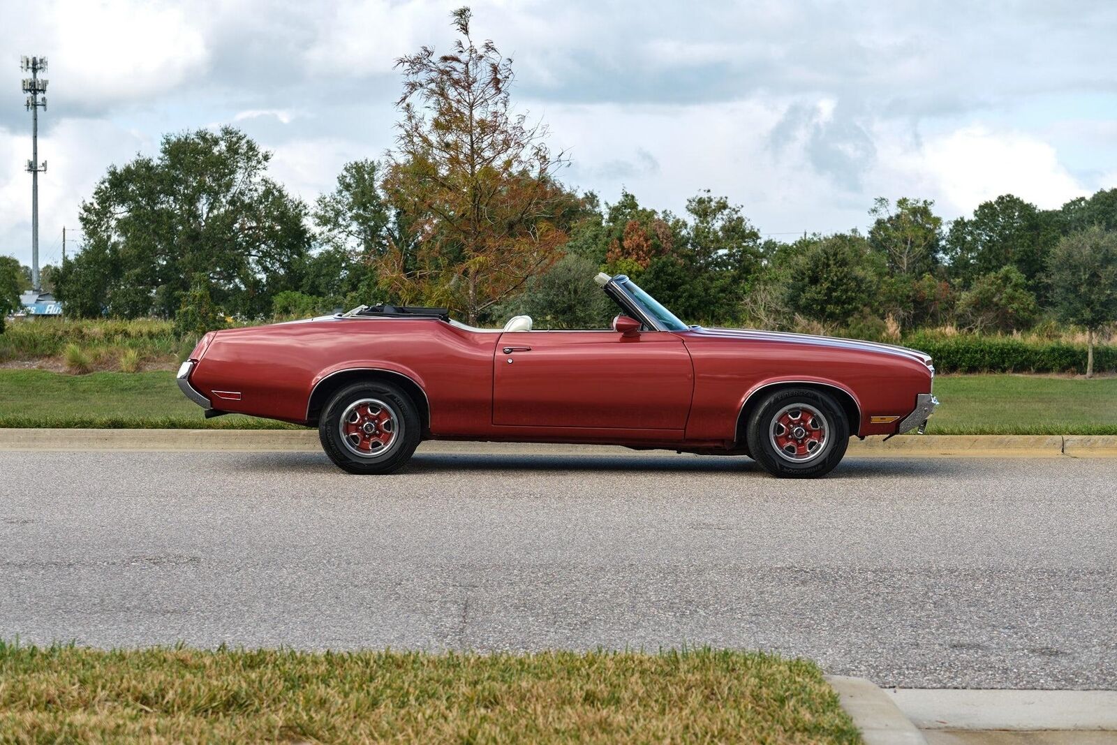 Oldsmobile-Cutlass-1970-6