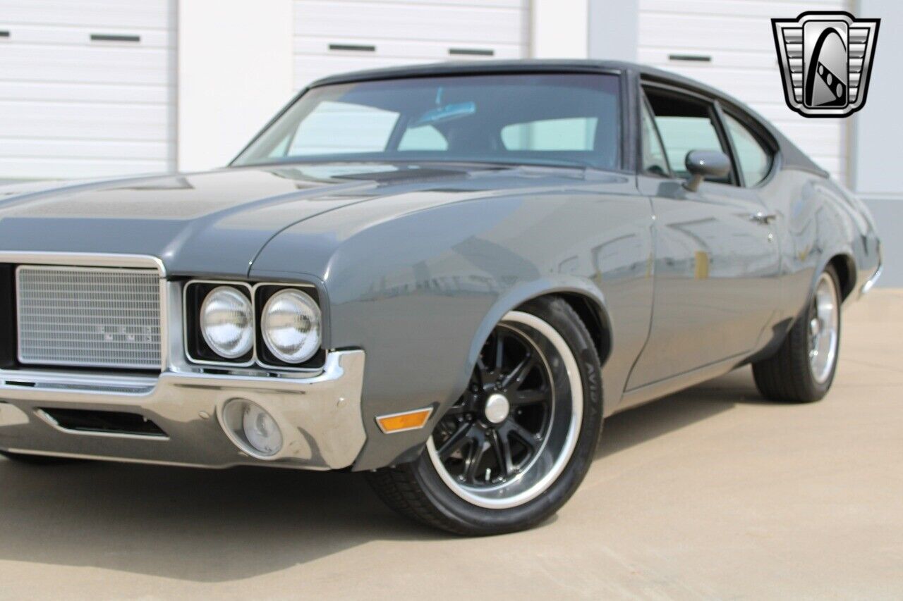 Oldsmobile-Cutlass-1972-11