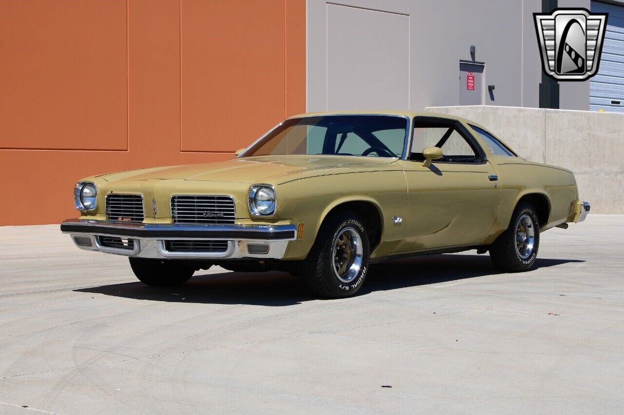 Oldsmobile-Cutlass-1974-2