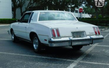 Oldsmobile-Cutlass-1980-4