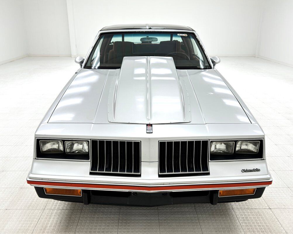 Oldsmobile-Cutlass-1984-8