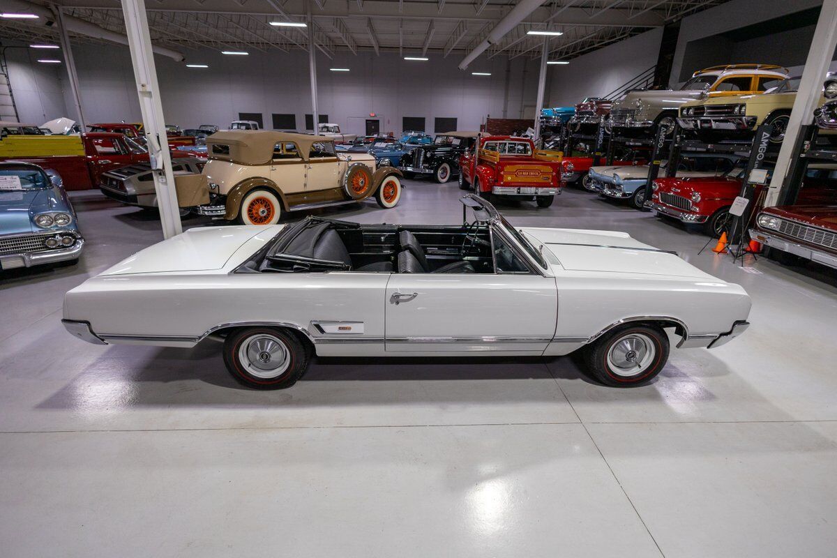 Oldsmobile-Cutlass-442-Convertible-Cabriolet-1965-7