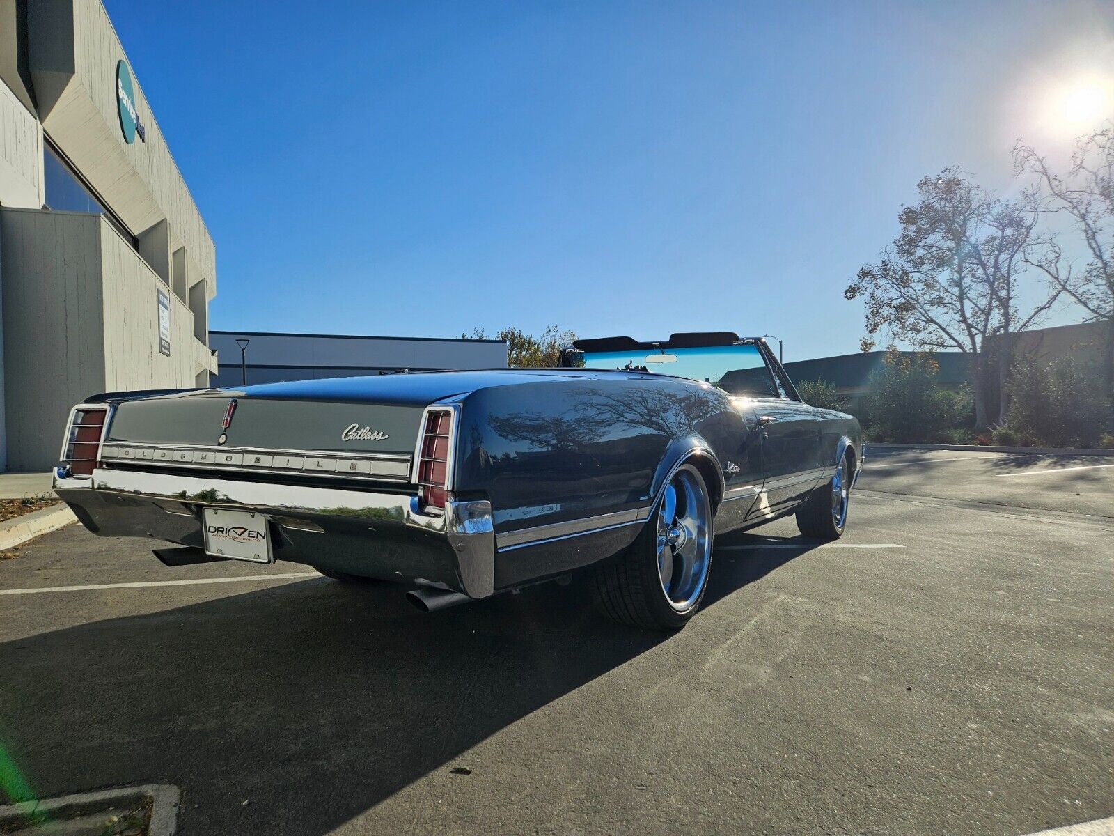 Oldsmobile-Cutlass-Cabriolet-1966-24