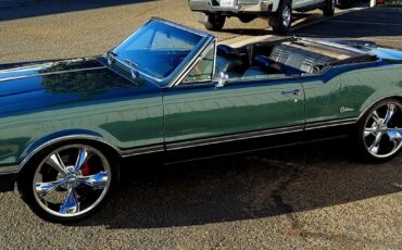 Oldsmobile-Cutlass-Cabriolet-1966-31