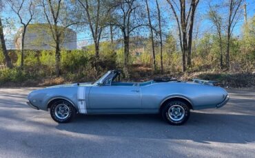 Oldsmobile-Cutlass-Cabriolet-1968-30