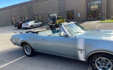 Oldsmobile-Cutlass-Cabriolet-1968-35