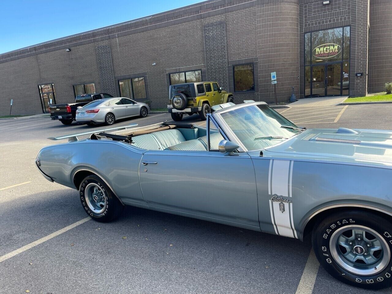 Oldsmobile-Cutlass-Cabriolet-1968-35