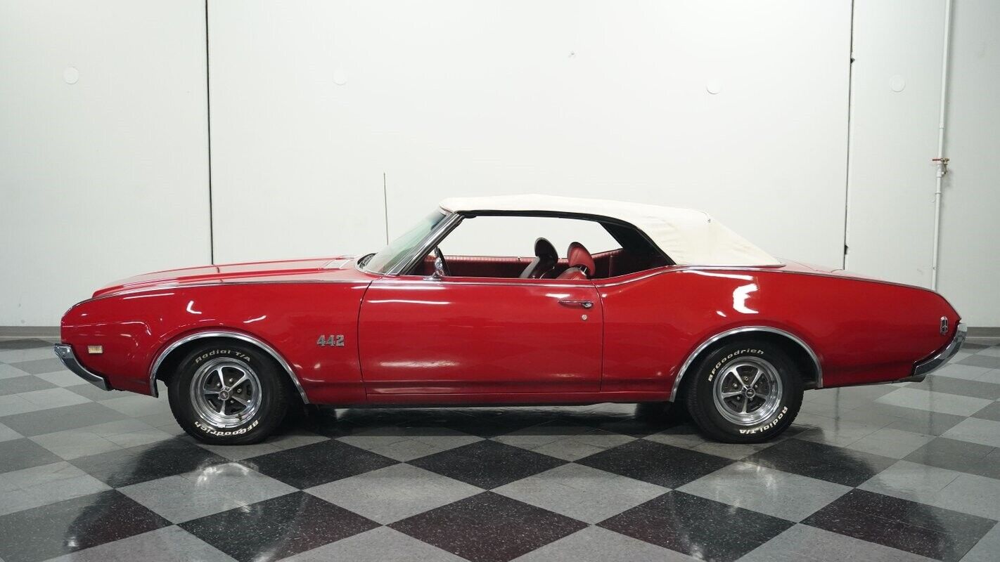 Oldsmobile-Cutlass-Cabriolet-1969-2