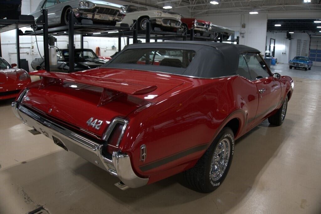 Oldsmobile-Cutlass-Cabriolet-1969-5