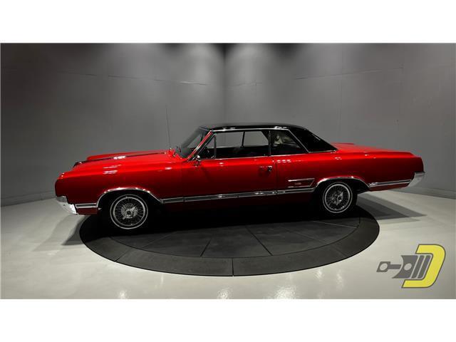 Oldsmobile-Cutlass-Coupe-1965-1