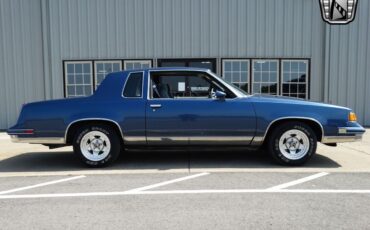 Oldsmobile-Cutlass-Coupe-1987-8