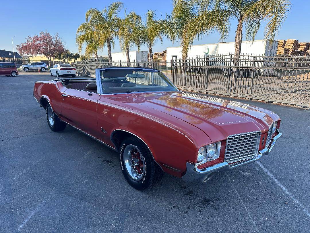 Oldsmobile-Cutlass-convertible-1972-2