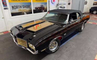 Oldsmobile-Cutlass-supreme-convertible-442-1972