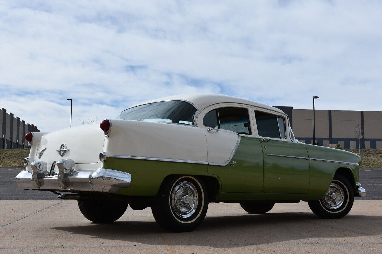 Oldsmobile-Eighty-Eight-1954-6