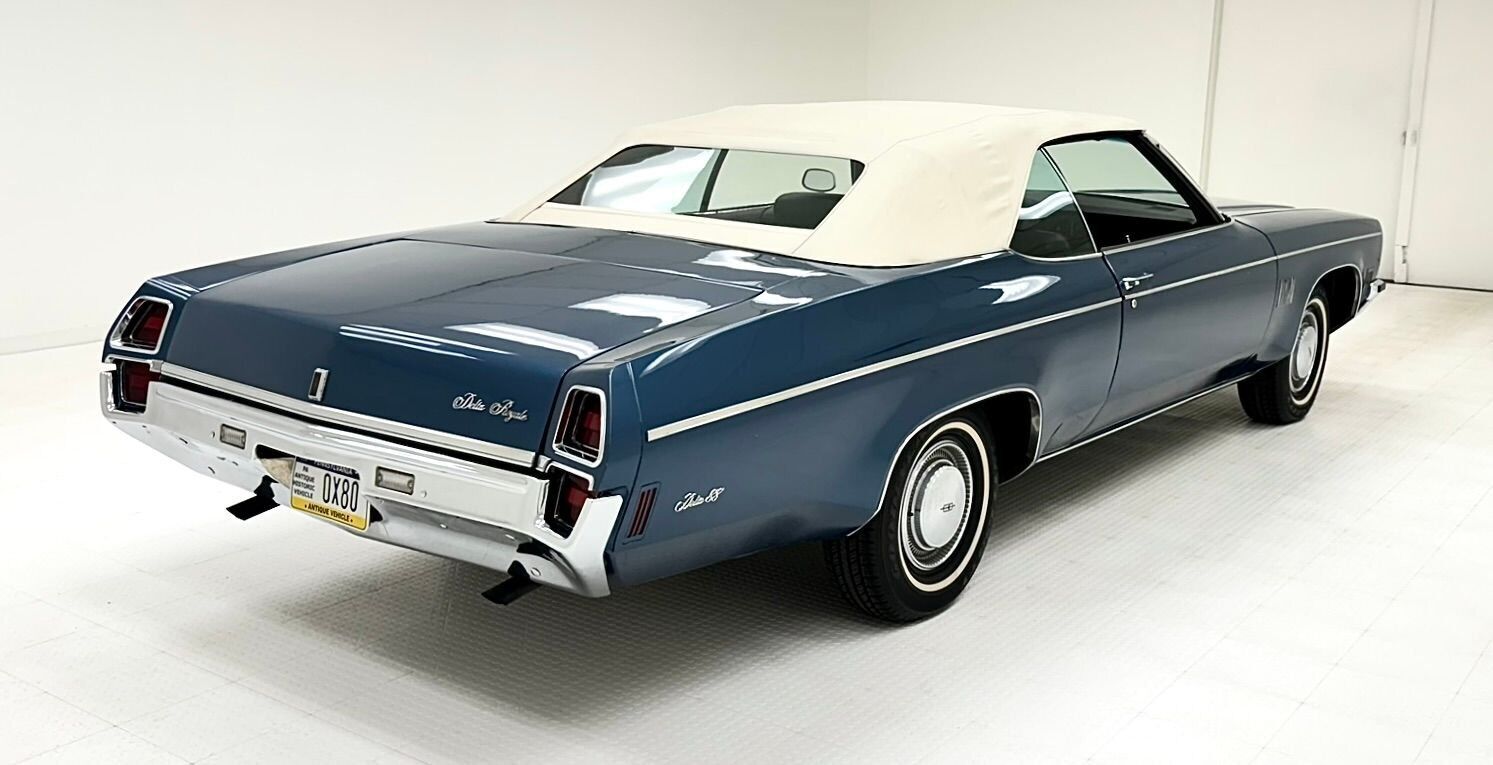 Oldsmobile-Eighty-Eight-1972-7