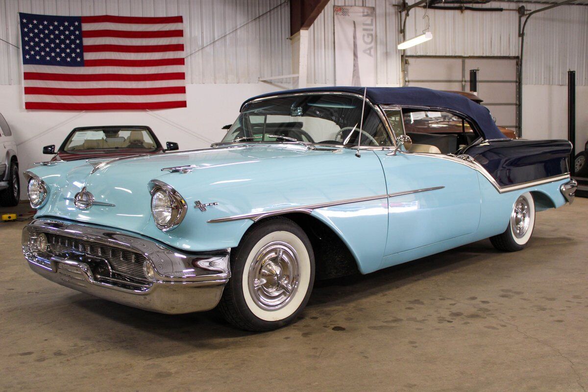 Oldsmobile Eighty-Eight Cabriolet 1957 à vendre