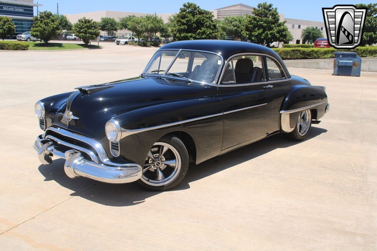 Oldsmobile-Eighty-Eight-Coupe-1949-2