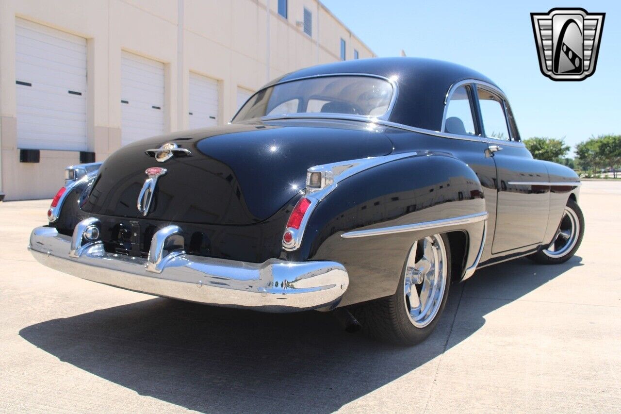 Oldsmobile-Eighty-Eight-Coupe-1949-37