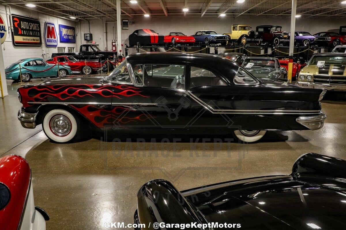 Oldsmobile-Golden-Rocket-88-Coupe-1957-9