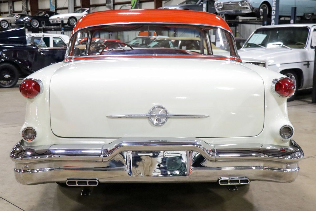 Oldsmobile-Holiday-Coupe-1956-6