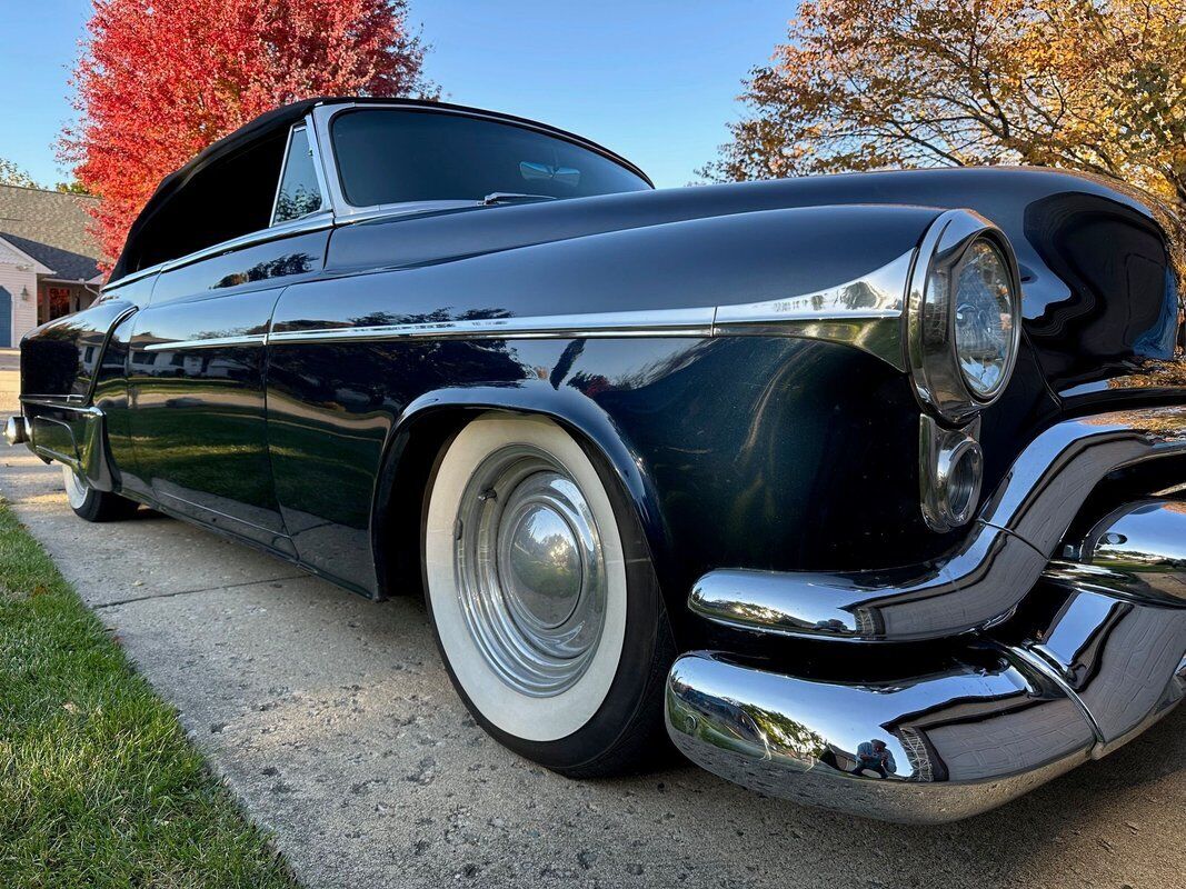 Oldsmobile-Ninety-Eight-1953-13