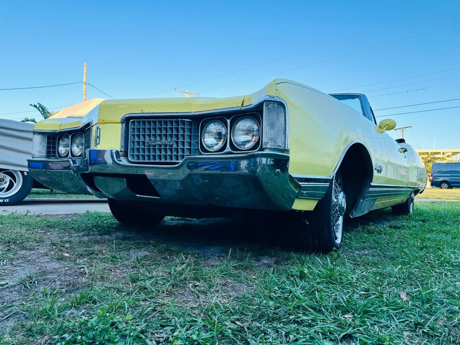 Oldsmobile-Ninety-Eight-Cabriolet-1968-14