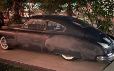 Oldsmobile-Ninety-Eight-Coupe-1948-2