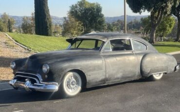 Oldsmobile-Ninety-Eight-Coupe-1948-9