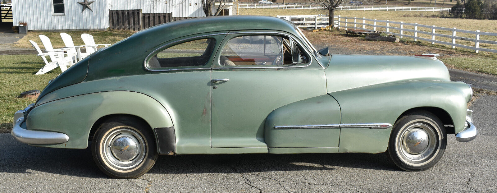 Oldsmobile-Other-Berline-1946-1