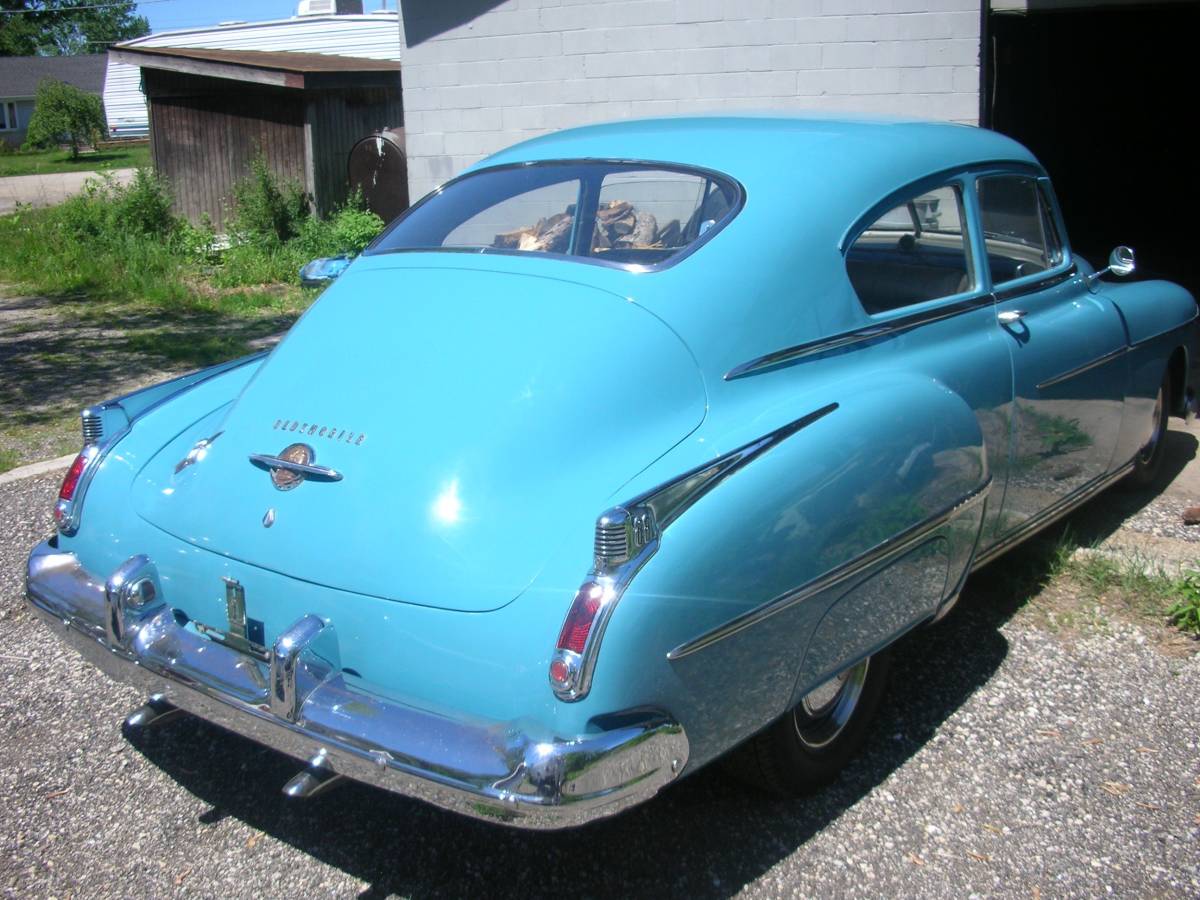 Oldsmobile-Rocket-88-1950-12