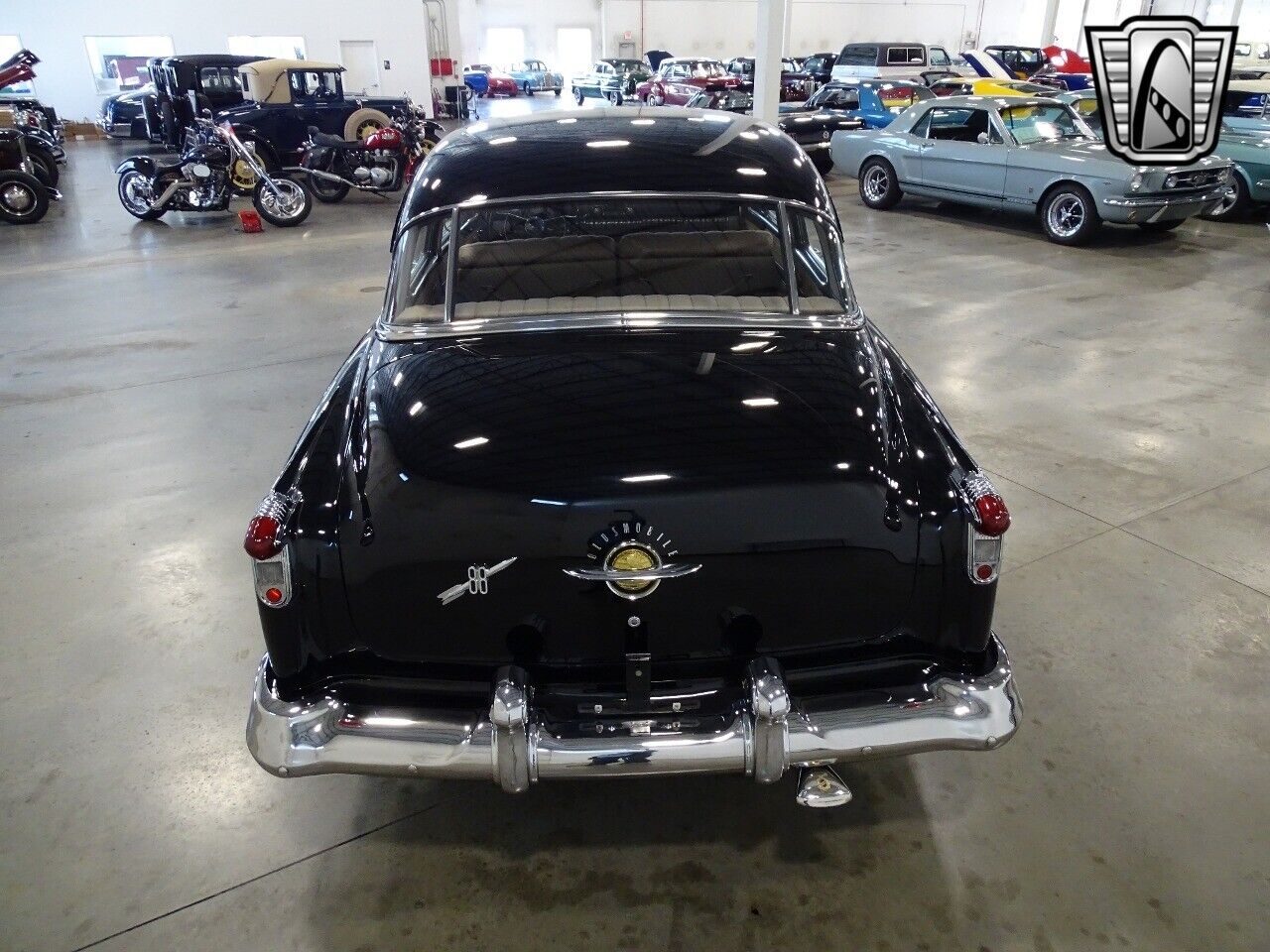 Oldsmobile-Rocket-88-1951-6