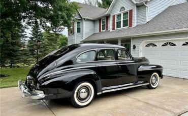 Oldsmobile-Series-76-1941-9