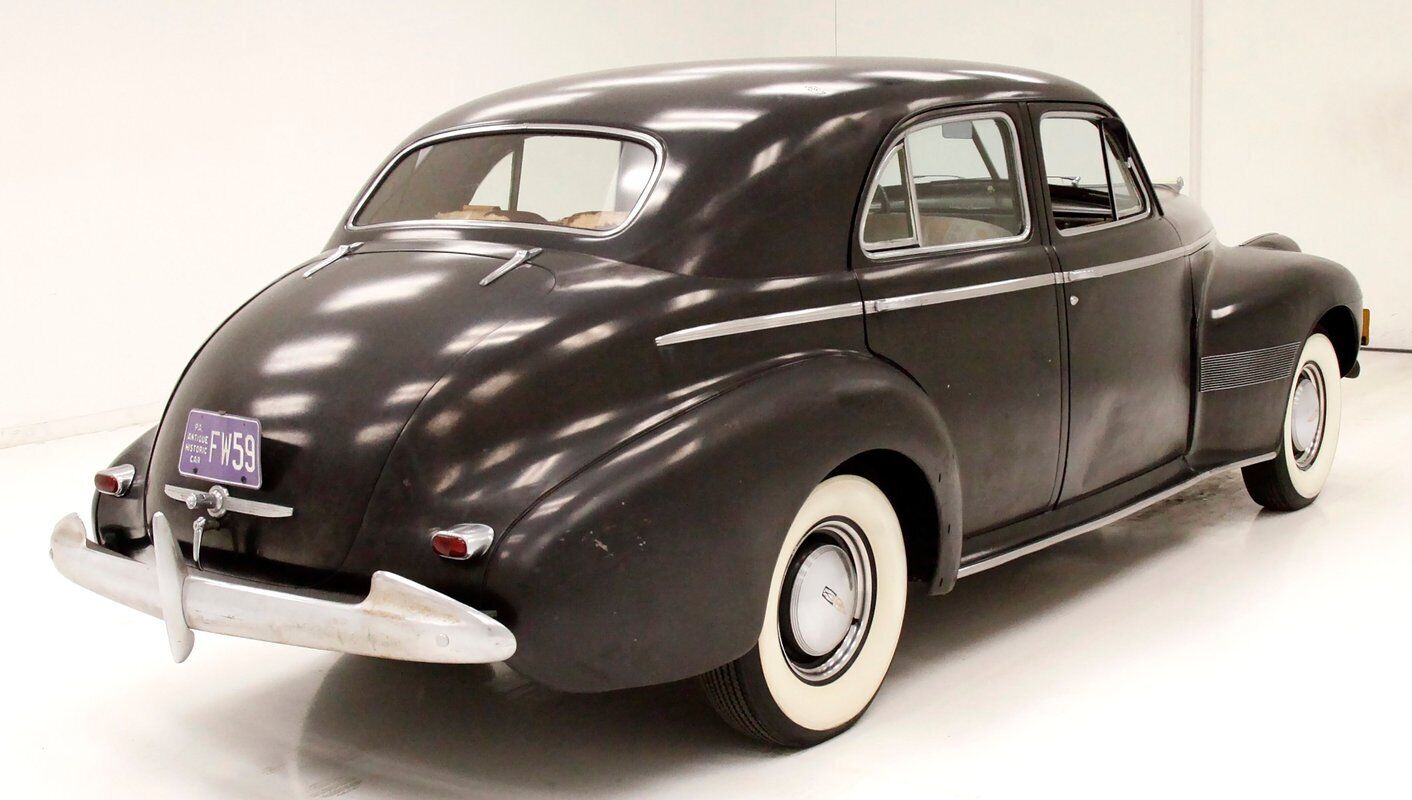 Oldsmobile-Series-90-Berline-1940-4